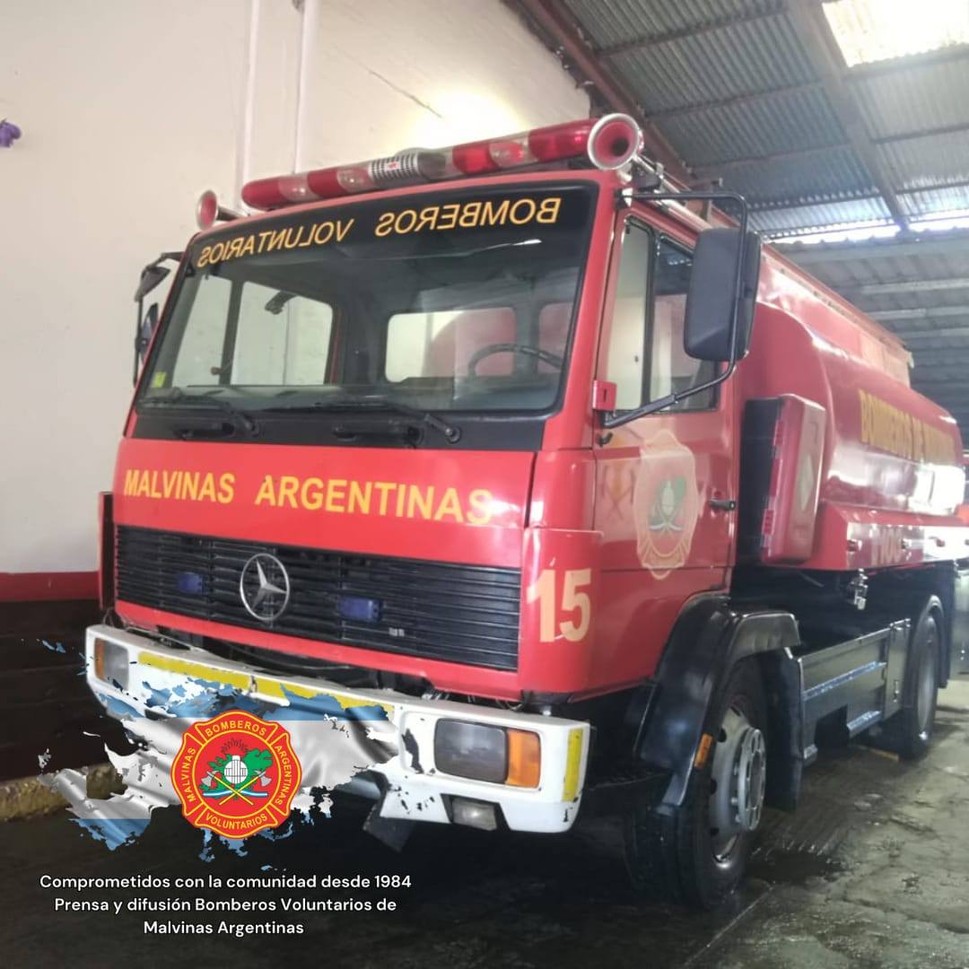 Bomberos voluntarios en acción