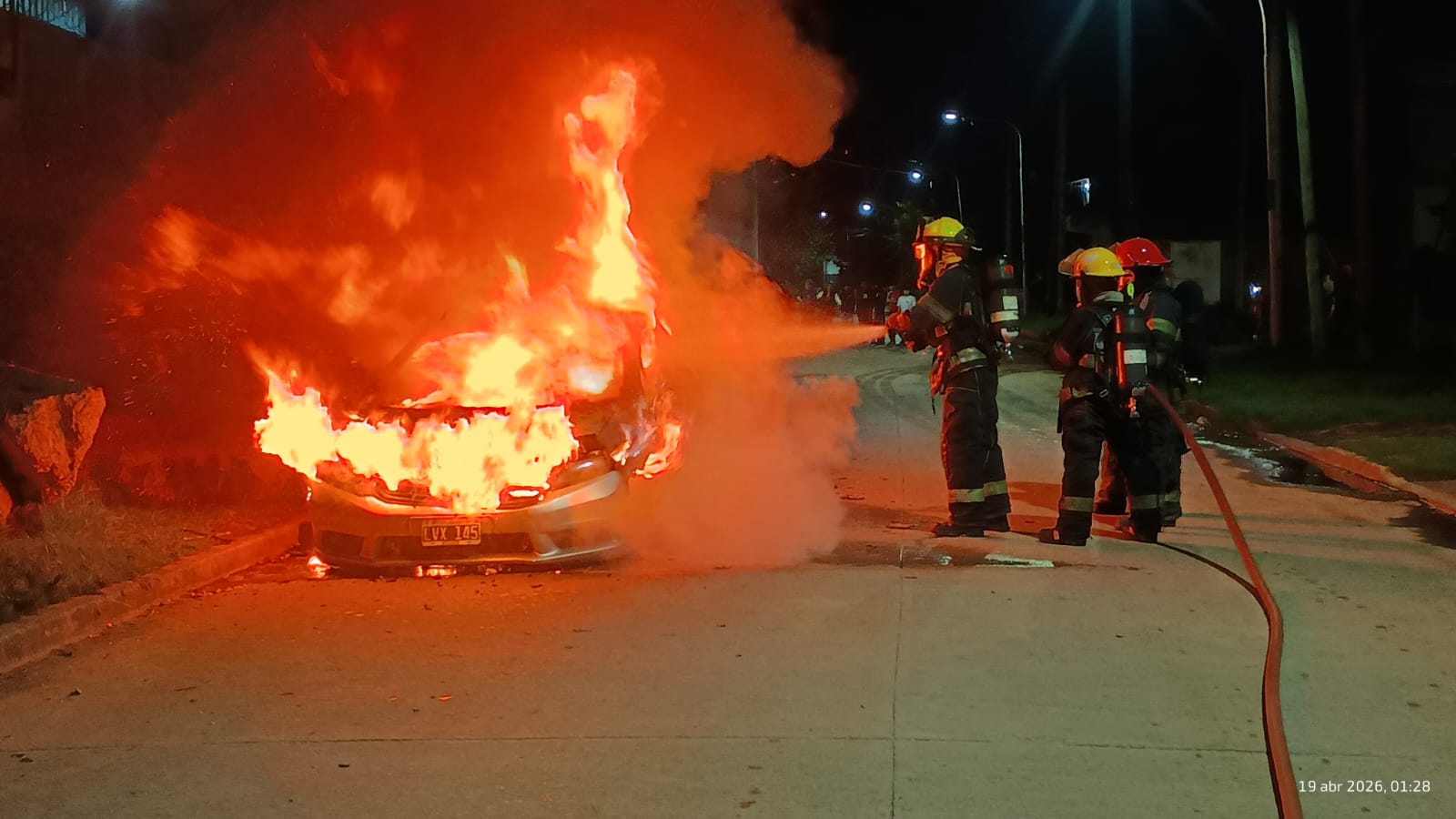 Noticia: Incendio de veh&iacute;culo